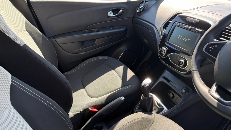 Renault Captur 0.9 TCE 90 Iconic 5dr Petrol Hatchback